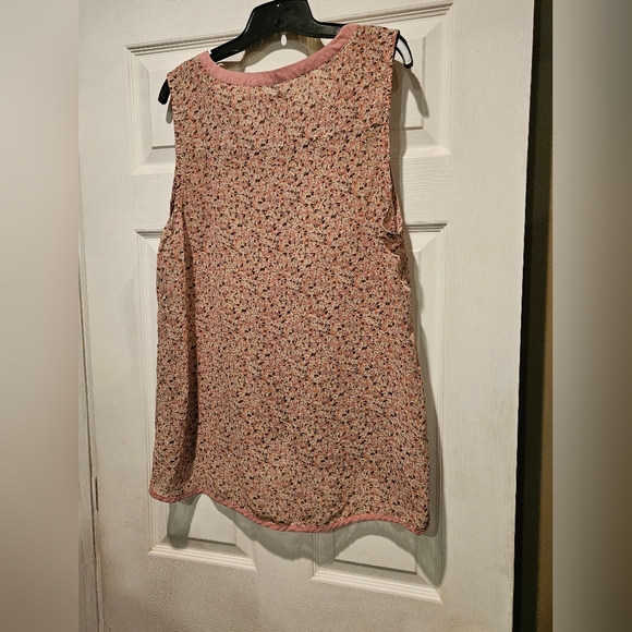 MODBE TOP - Picture 2 of 2